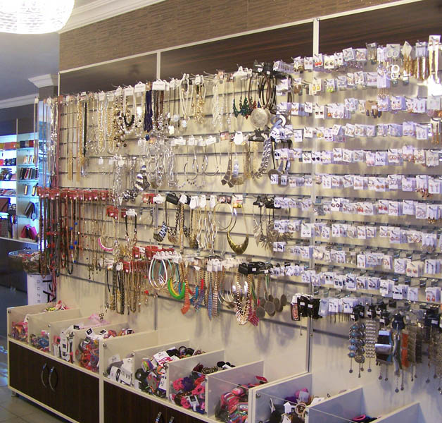Bijuteri, takı, mücevherat standları