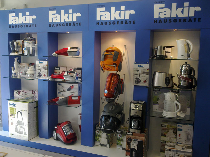 Ürün tanıtım standları